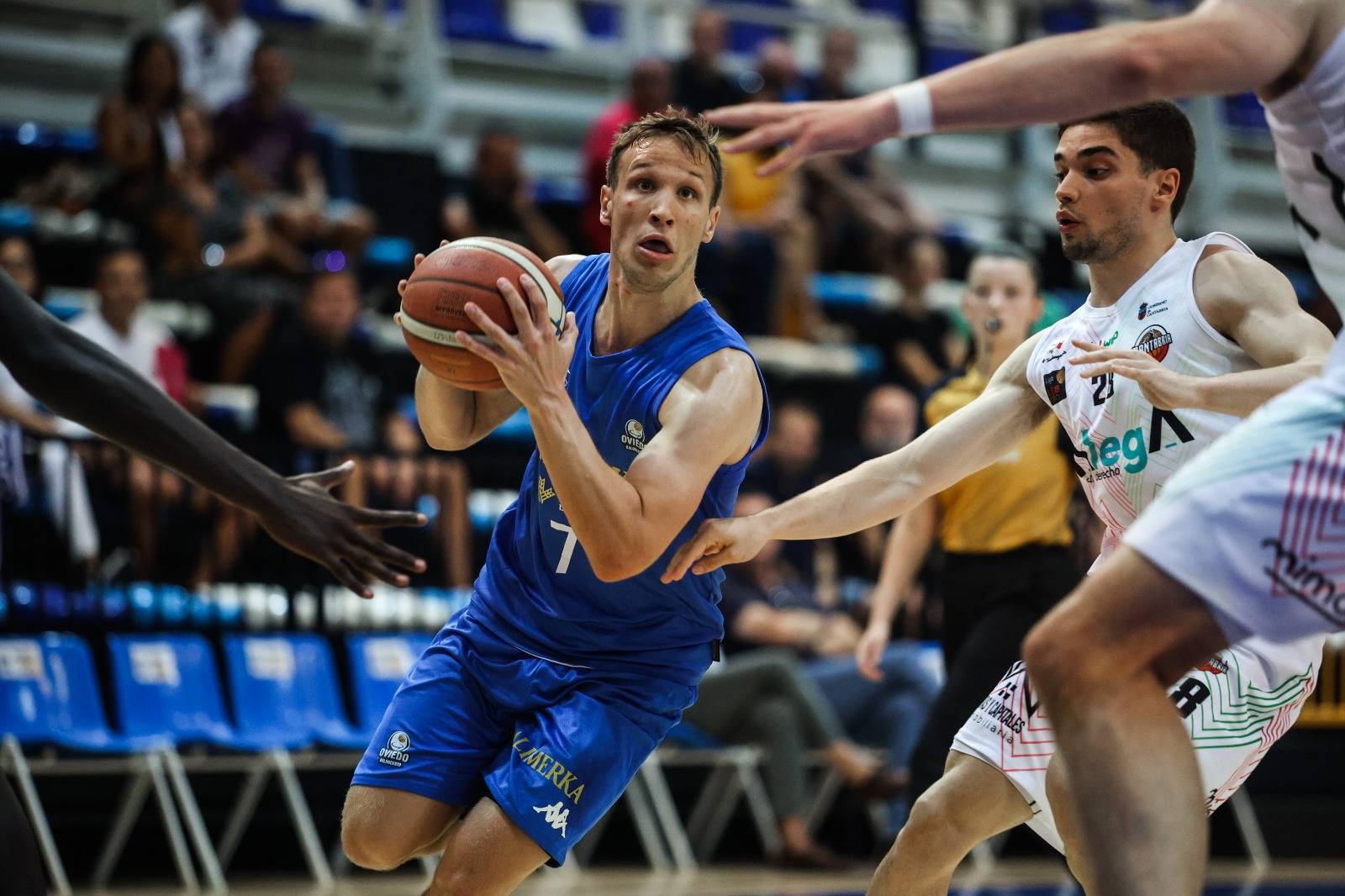 El Alimerka Ocb Culmina Una Pretemporada Inmaculada Oviedo Club Baloncesto